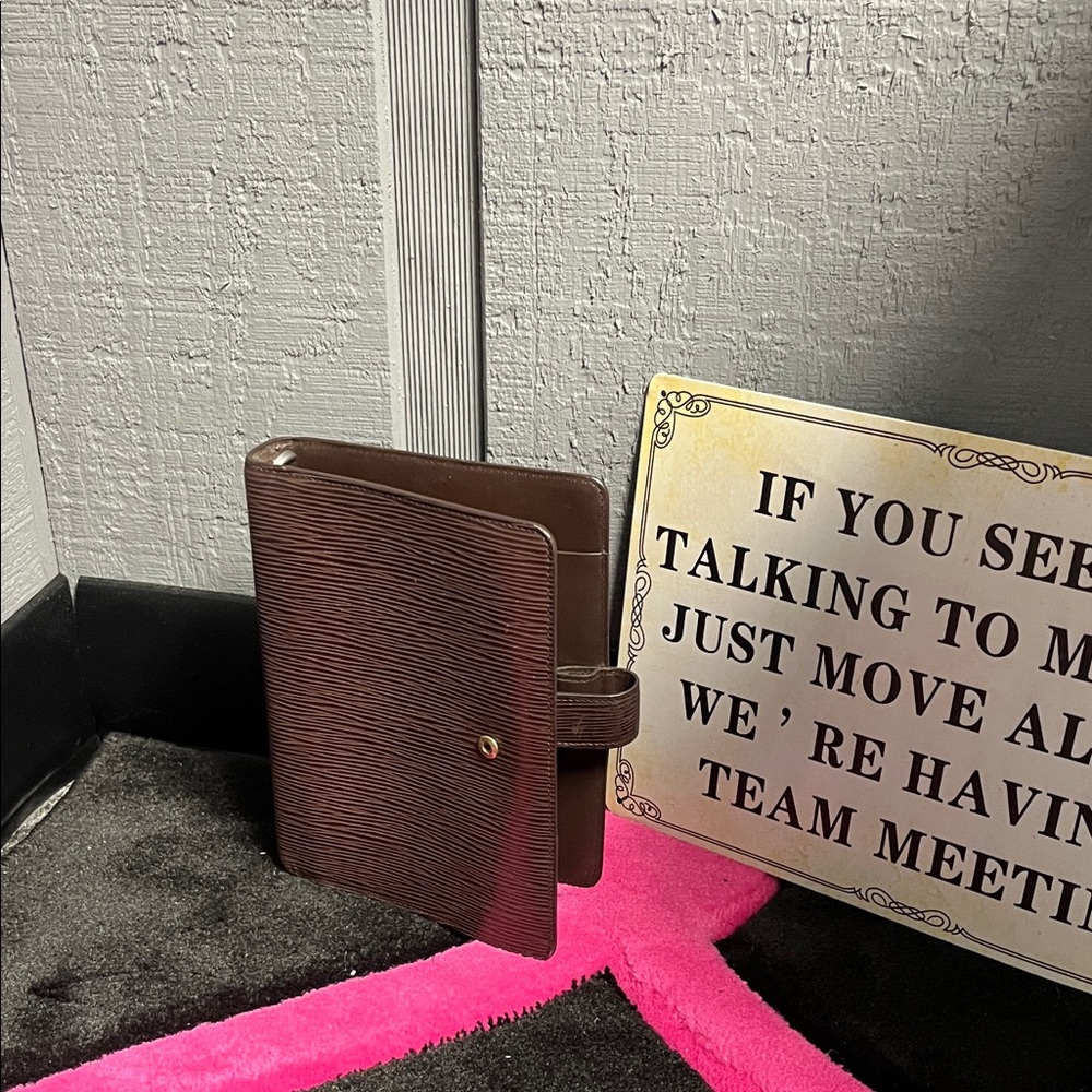 Louis Vuitton Brown Wallet - Picture 1 of 9